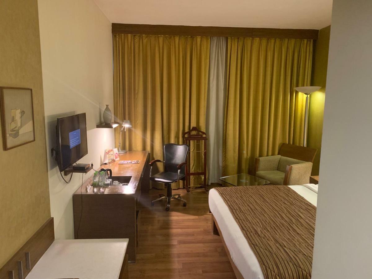 Hotel The Manohar Haïdarabad Extérieur photo
